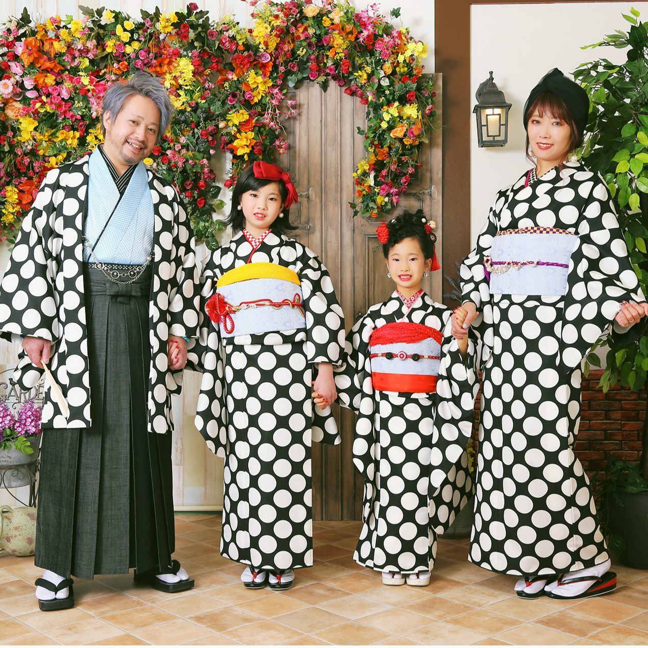 レンタル＆フォトスタジオの光翔　鉾田市　753家族でお揃いの着物の写真