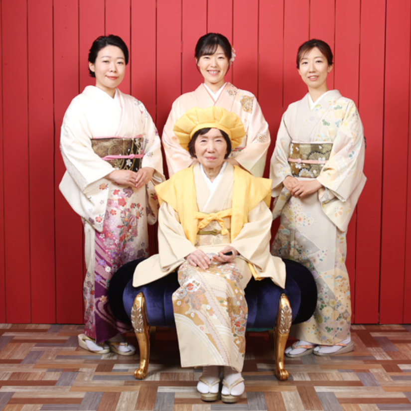 茨城県鉾田市フォトスタジオ光翔‗着物を着たご家族の写真