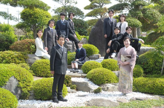 レンタル&フォトスタジオの光翔 鉾田市‗長寿祝いに和服を着たご家族のお写真